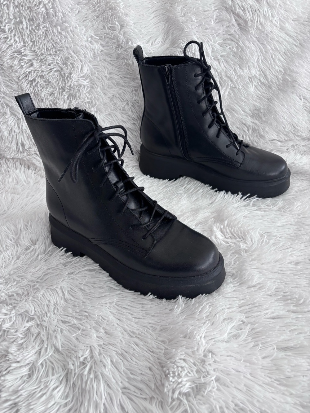 Steve Madden Jazmin Black Leather Boots